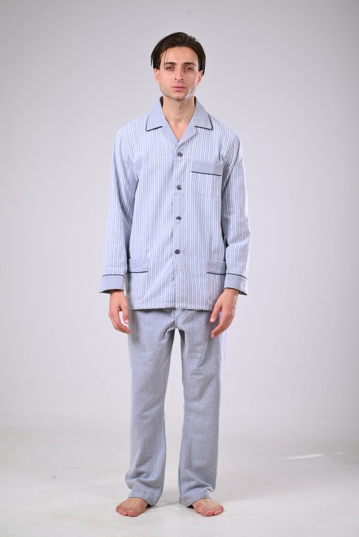 بيجاما كستور رمادي مقلم